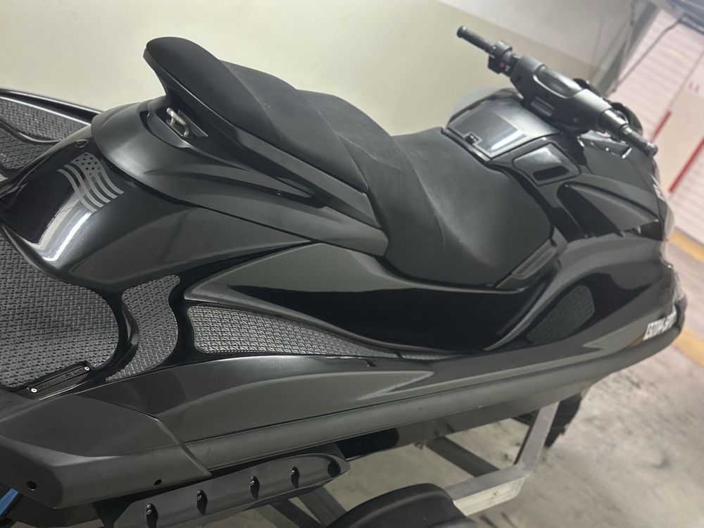 Yamaha FZS WaveRunner