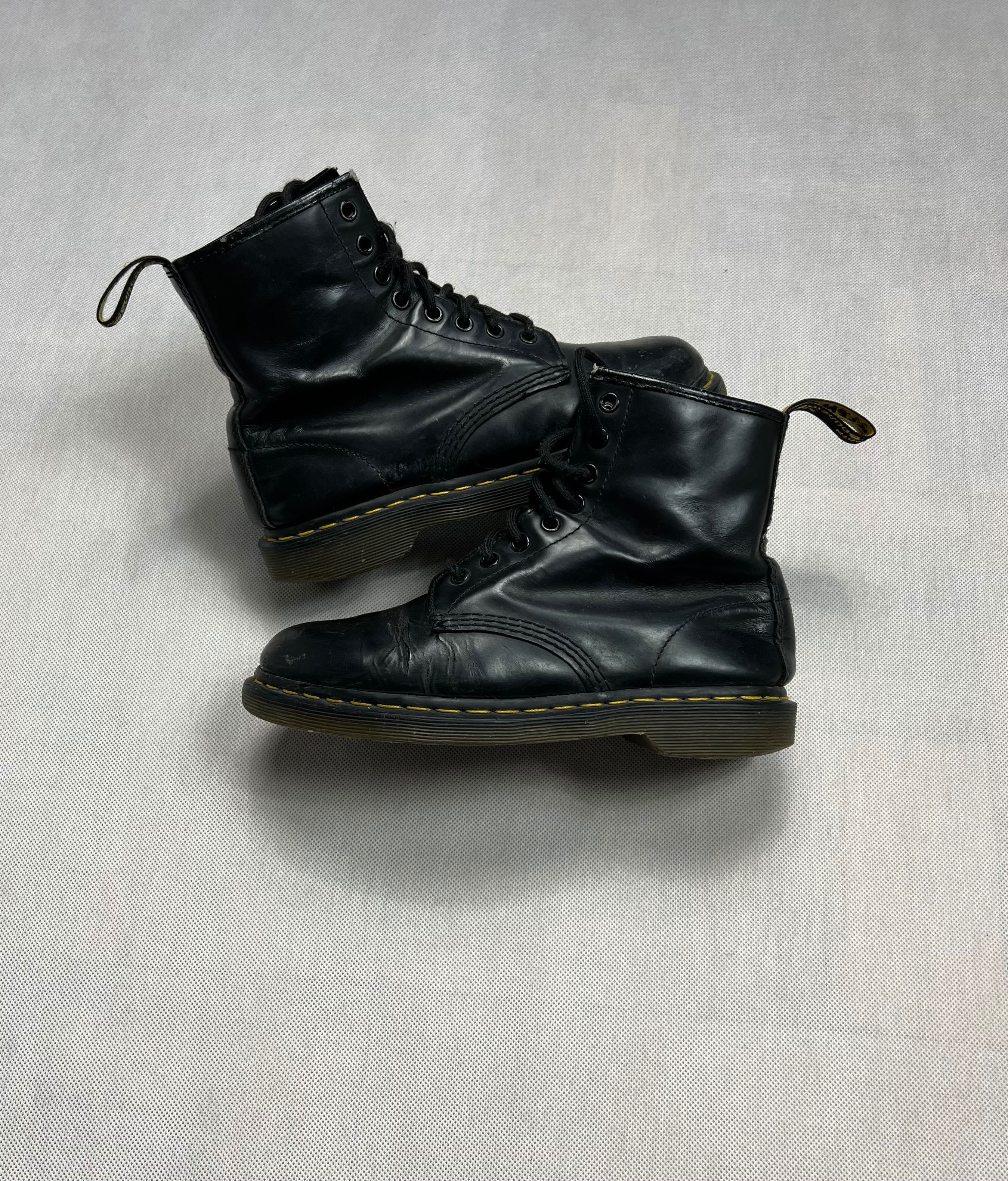 Buty Dr. Martens black women