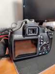 Máquina fotográfica Canon EOS 1100d