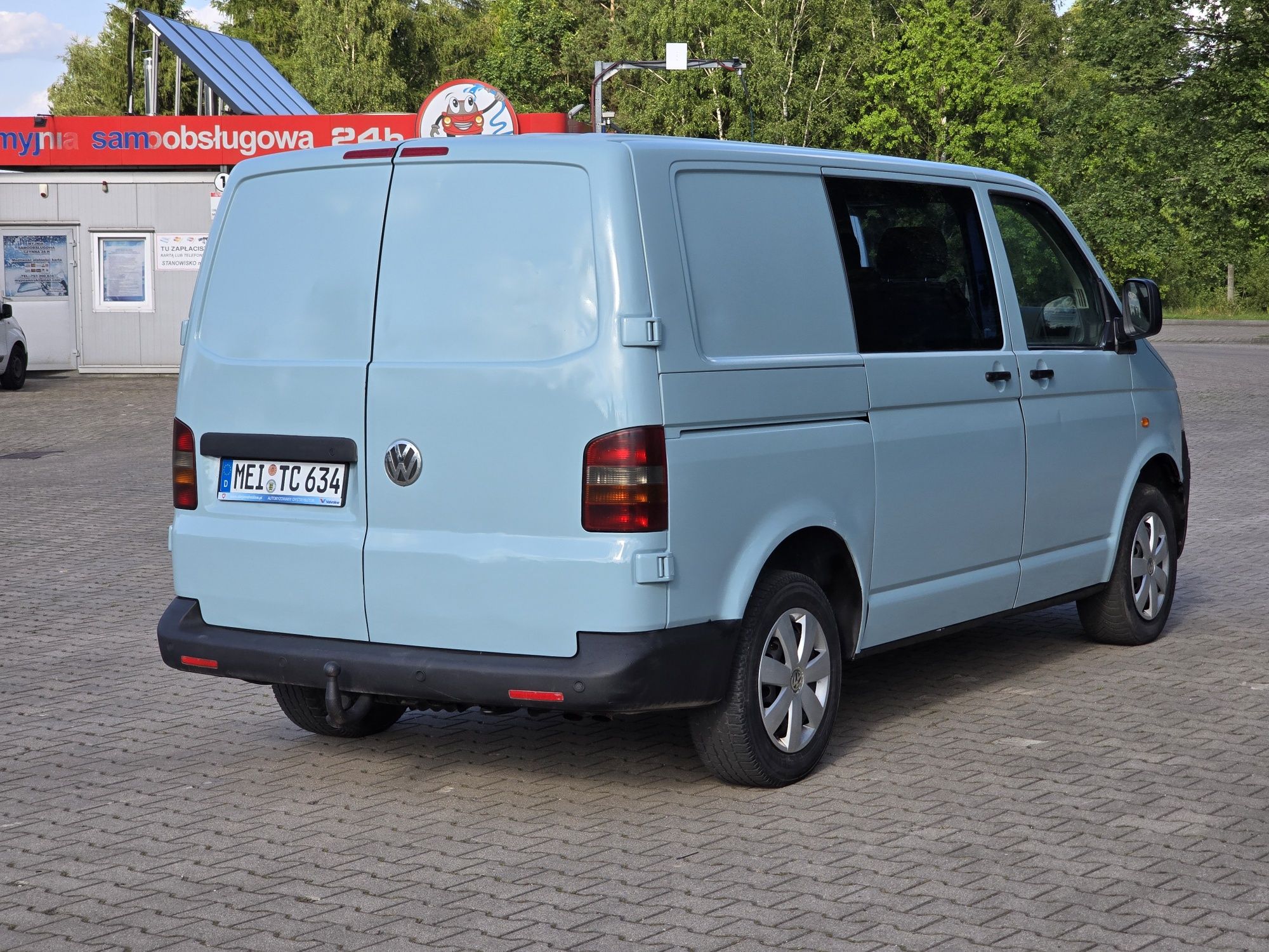 VW Transporter T5 6os. 1.9 TDI Hak, Klima