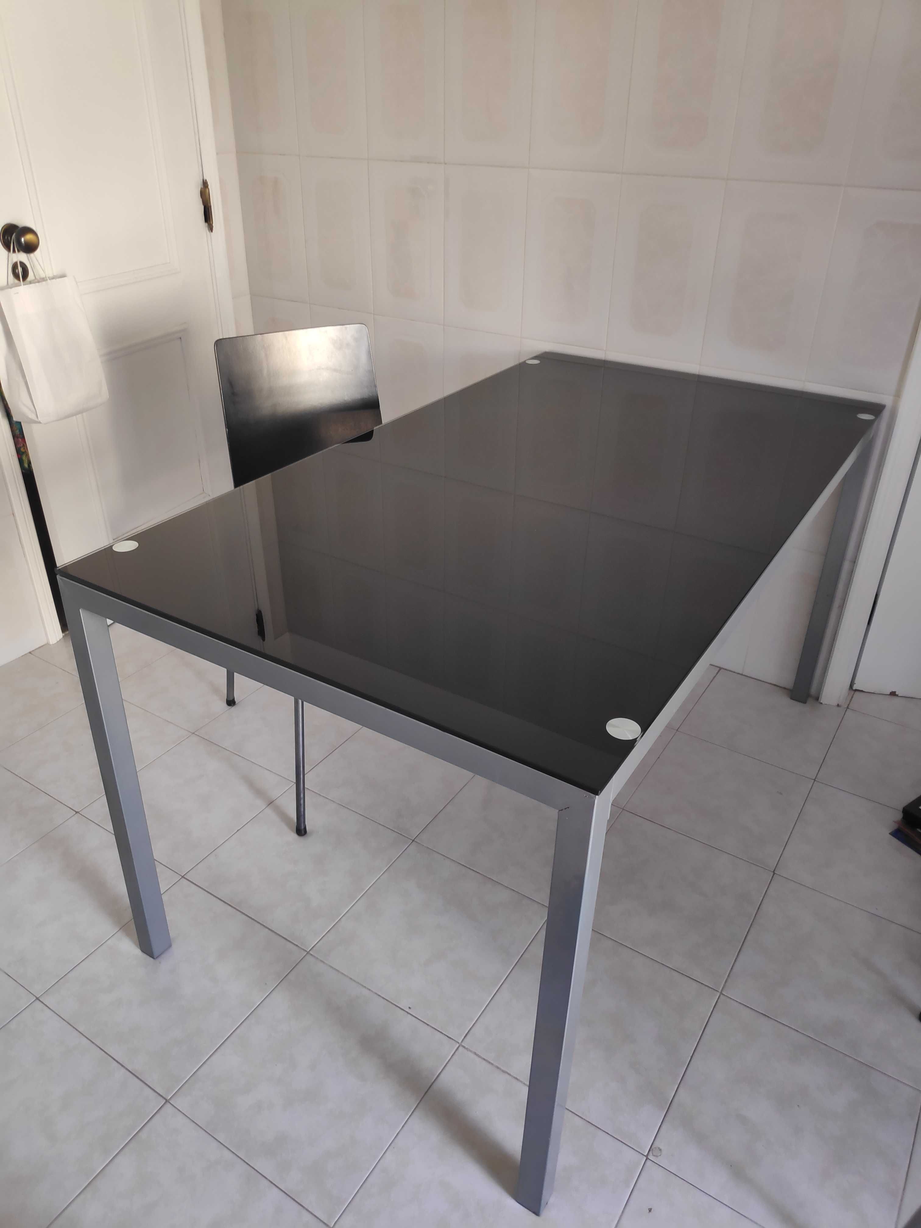 Mesa vidro temperado preto 140x80cm
