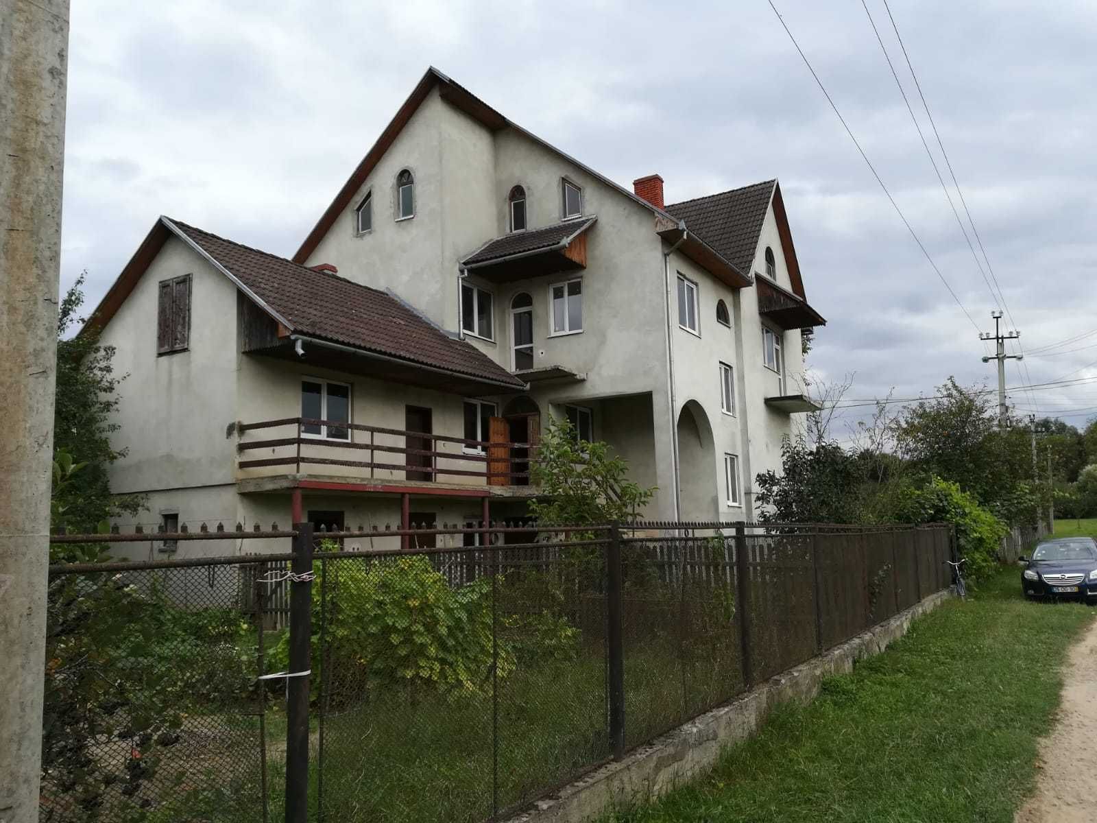 Будинок в м.Свалява