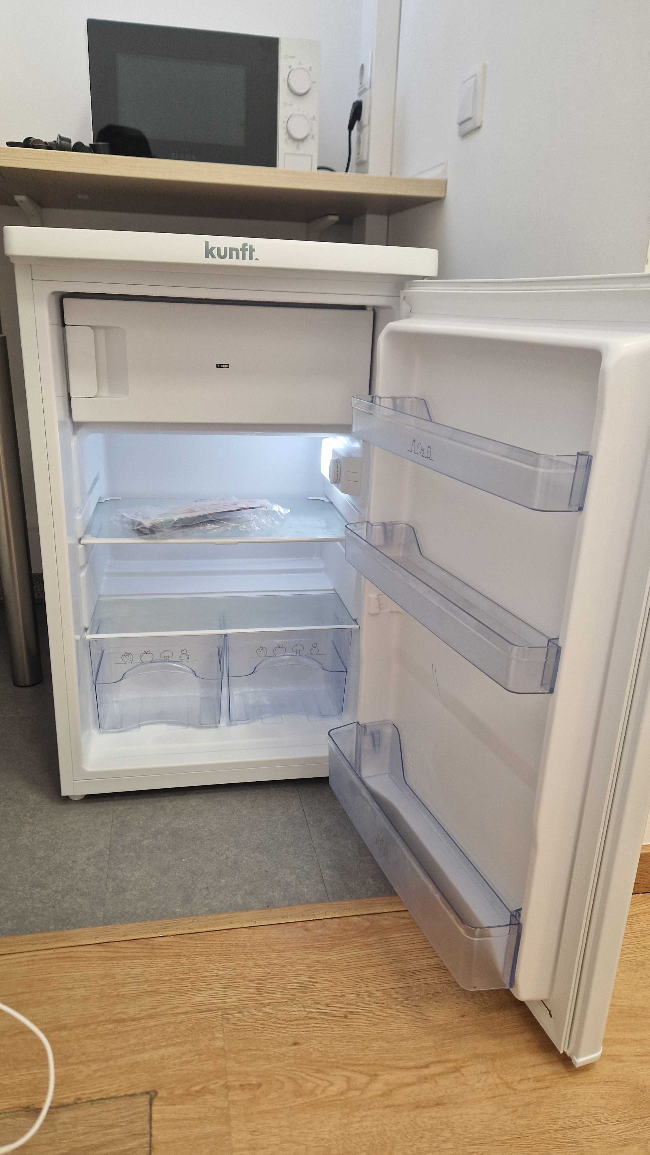 Frigorífico Mini Bar KUNFT KSD9124 WH |  109 litros