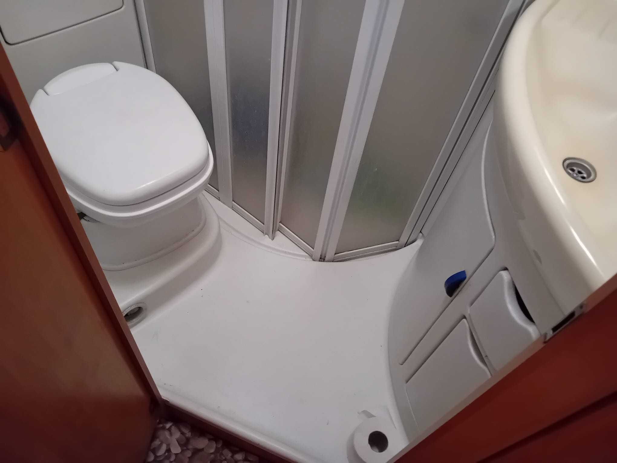 Autocaravana impecável