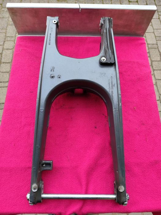 Wahacz naciągi łańcucha oś tylna KTM RC 125/200/390 Duke