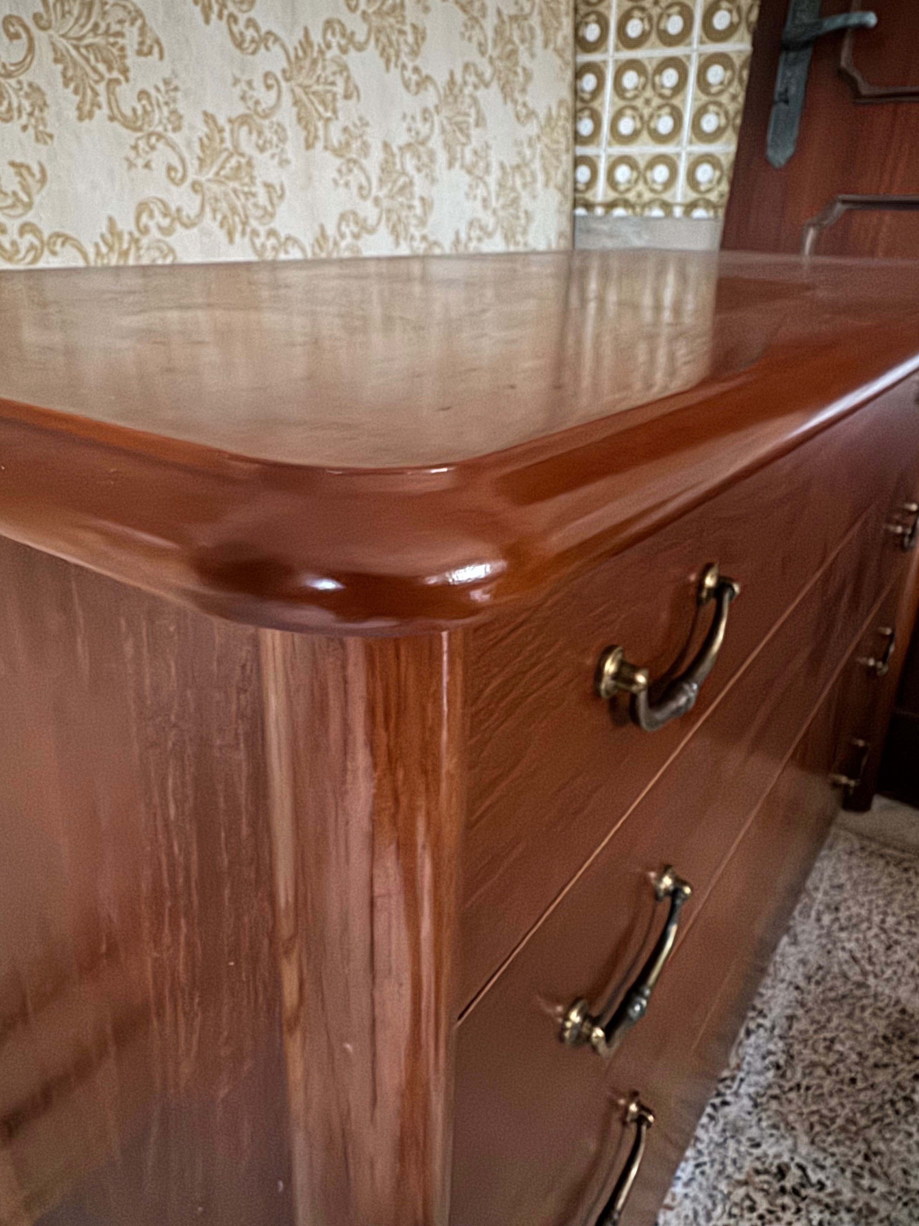 Quarto completo em Carvalho