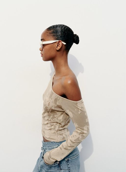 Стильний топ ZARA