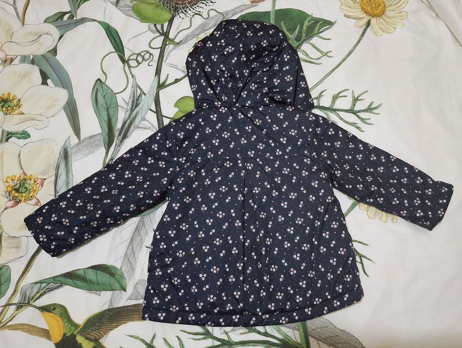 Casaco menina C&A 12/18 meses