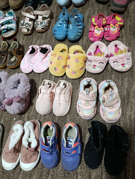 Взуття для дівчинки від 1-3 років