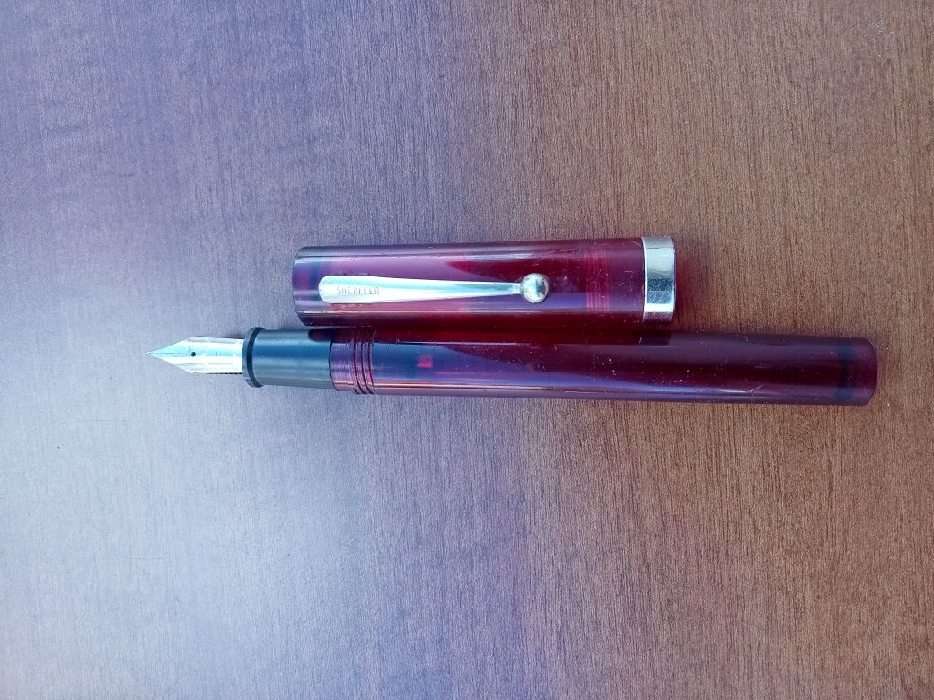 Sheaffer Nonsense transparente