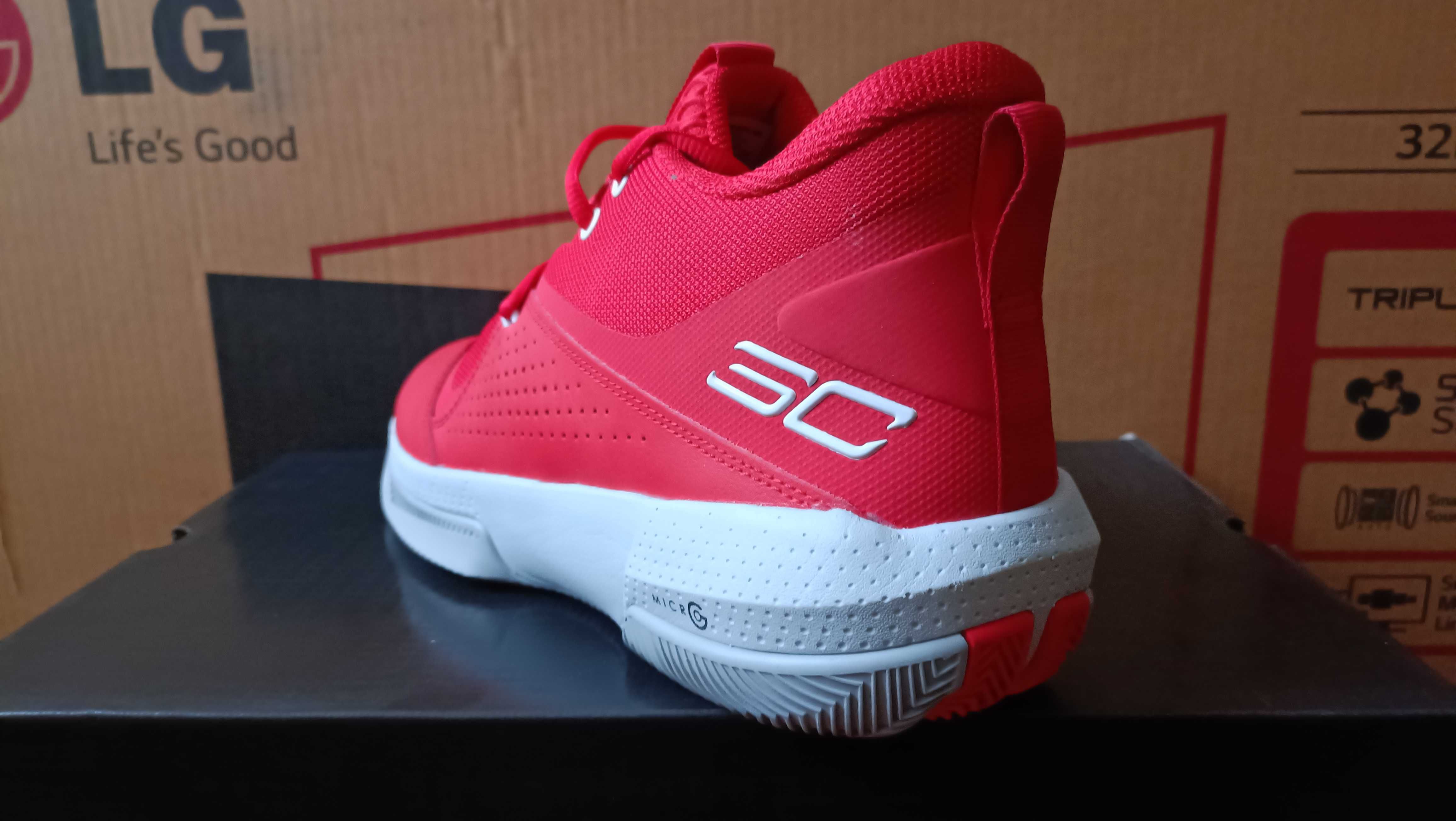 Кросівки для баскетболу Under Armour Curry 3Z4