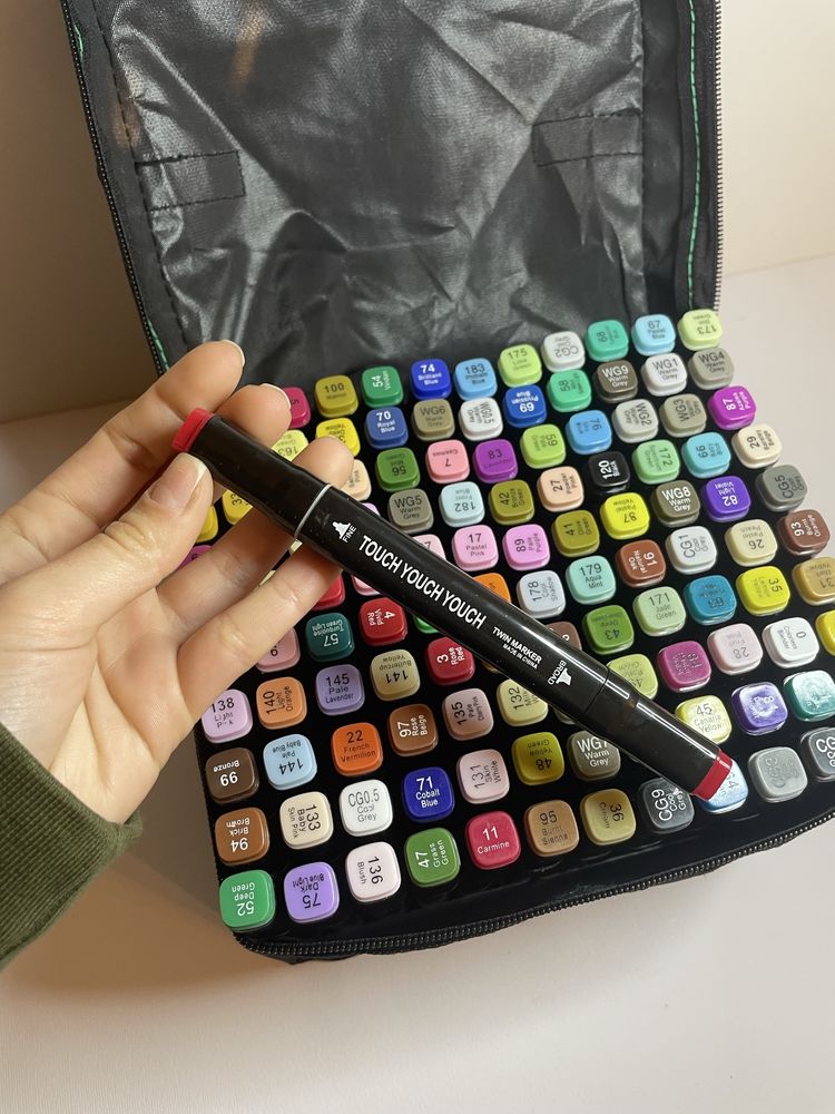 120 Canetas / Markers para colorir NUNCA USADO