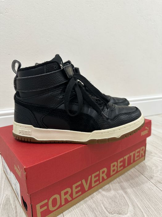 КРОСІВКИ , Черевики PUMA WINTER  для хлопчика! Стан:5! 35,5-36 р