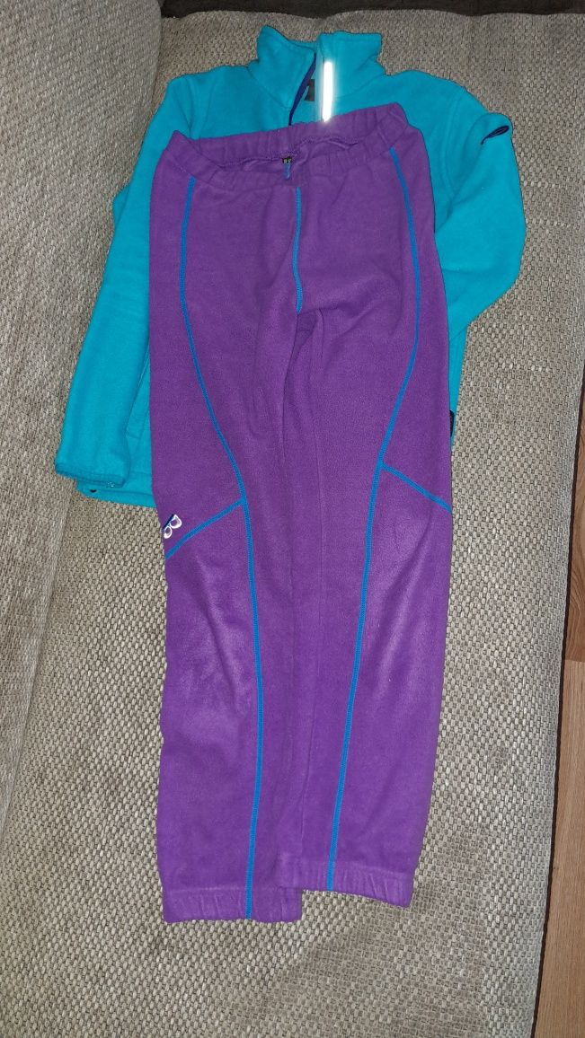 Bluza, gruby polar Hi Tec .+ 2 pary spodnir.140