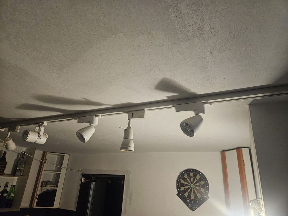 Sprzedam lampy i 4 szyny plus łączniki