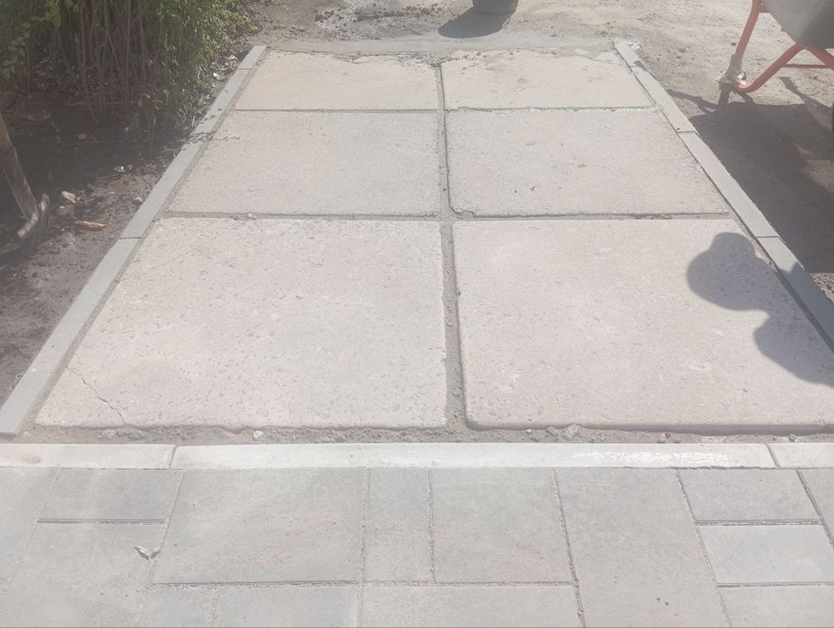 Укладка тратуарных плитки