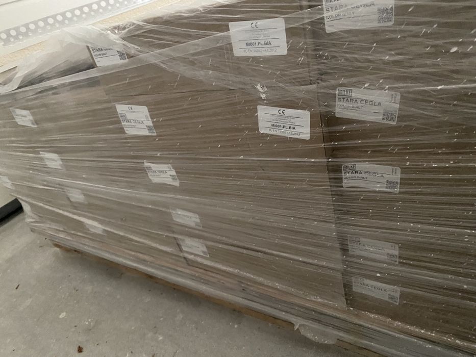 Stara cegiełka betonowa dekoracyjna, płytka ceglana biała