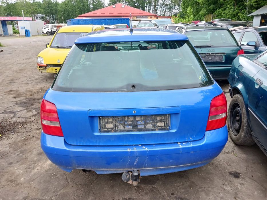 Klapa bagażnika Audi A4 B5 FL Lift Avant Kombi LZ5M szyba mechanizm blenda mikrostyk tylnej klapy spojler