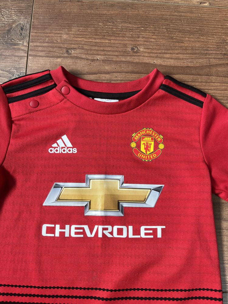 Dziecięca Piłkarska Koszulka Adidas Manchester United 12/18 86cm