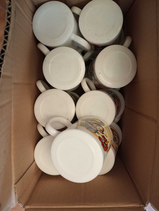 chavenas para cha ao café vintage