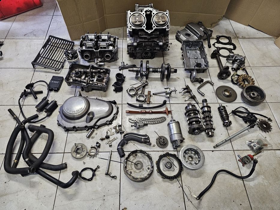 Honda CB 500 silnik części wał głowica cylinder skrzynia kapa sprzęgło