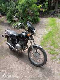 Motocykl Honda CM 185T