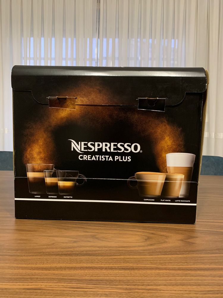 Máquina de café Nespresso Creatista Plus (Nova)