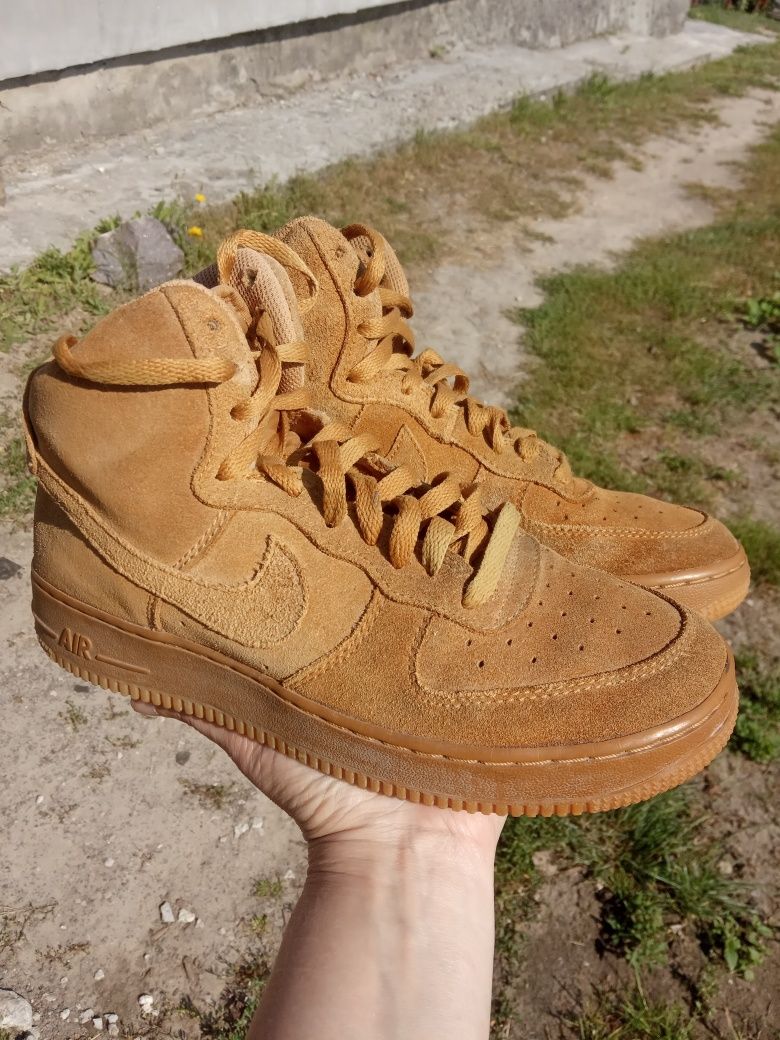Ботинки Nike Air.