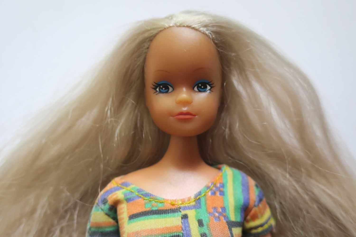 Stara lalka Steffi Simba Toys typu Barbie