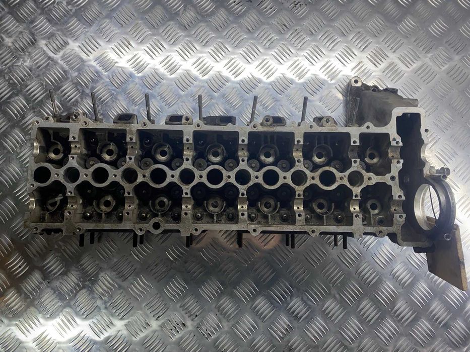 Головка блока цилидров (ГБЦ) BMW M57 77927539