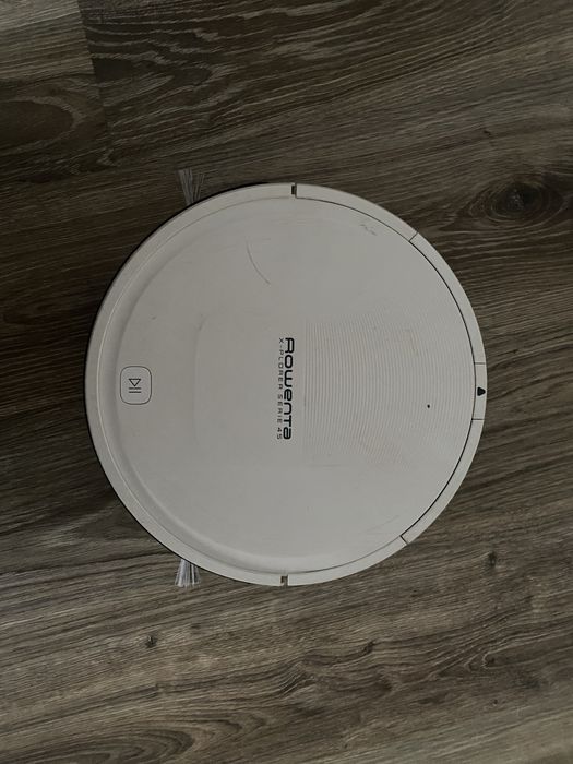 Робот пылесос Roventa