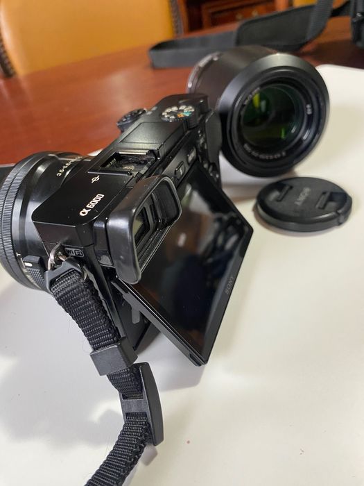 Kit completo Sony A6000 com lentes e acessórios