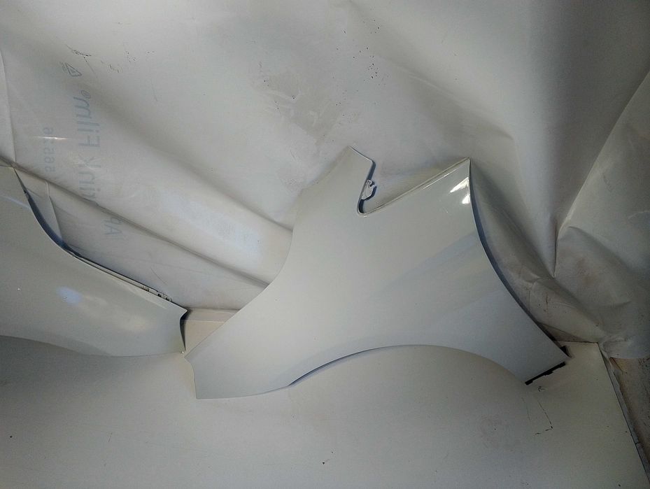 Błotnik lewy prawy przód BMW Serii 2 F46