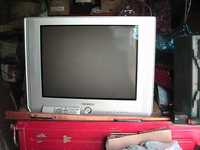 Телевизор Самсунг рабочий серого цвета