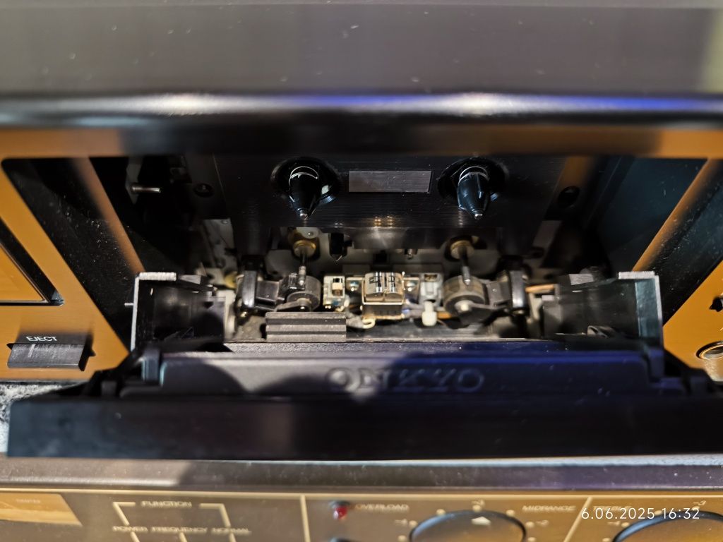 Magnetofon Onkyo TA-250,3 głowice,Dual Capstan,bardzo ładny stan