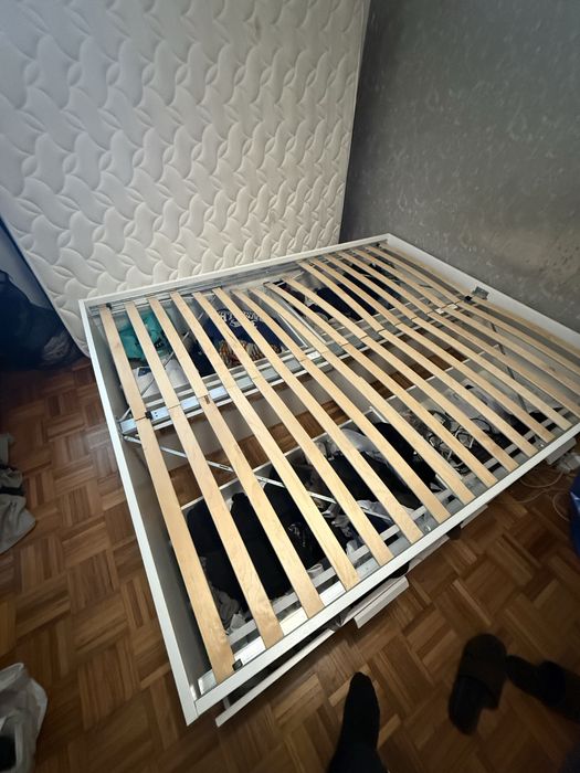 Cama IKEA BRIMNES king com colchão incluído