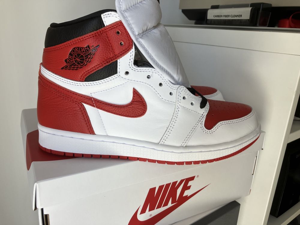 Nike Air Jordan 1   Retro High OG University Red