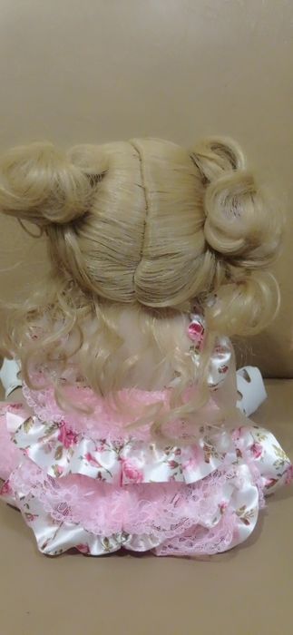 Нова велика лялька.