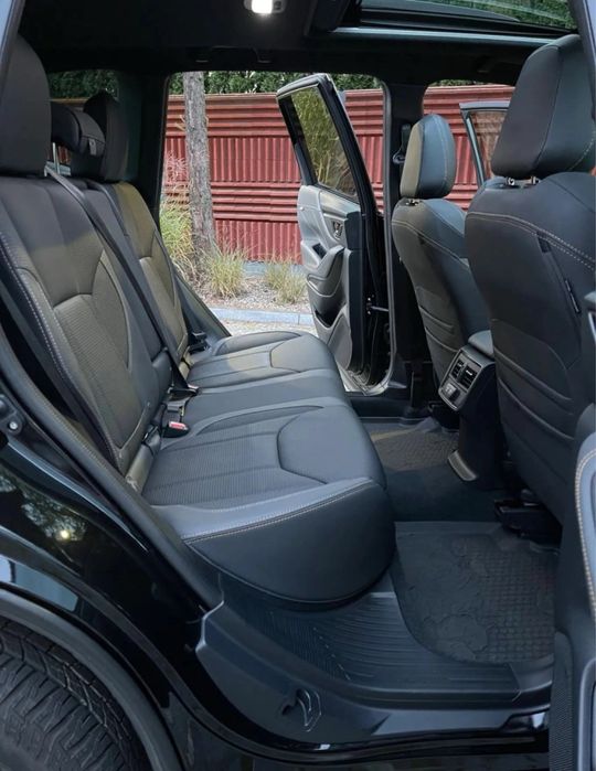 Subaru Forester 2023 року