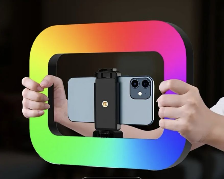Lampa do transmisji RGB pod telefon
