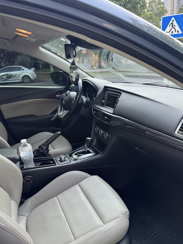Продам Mazda 6 Touring