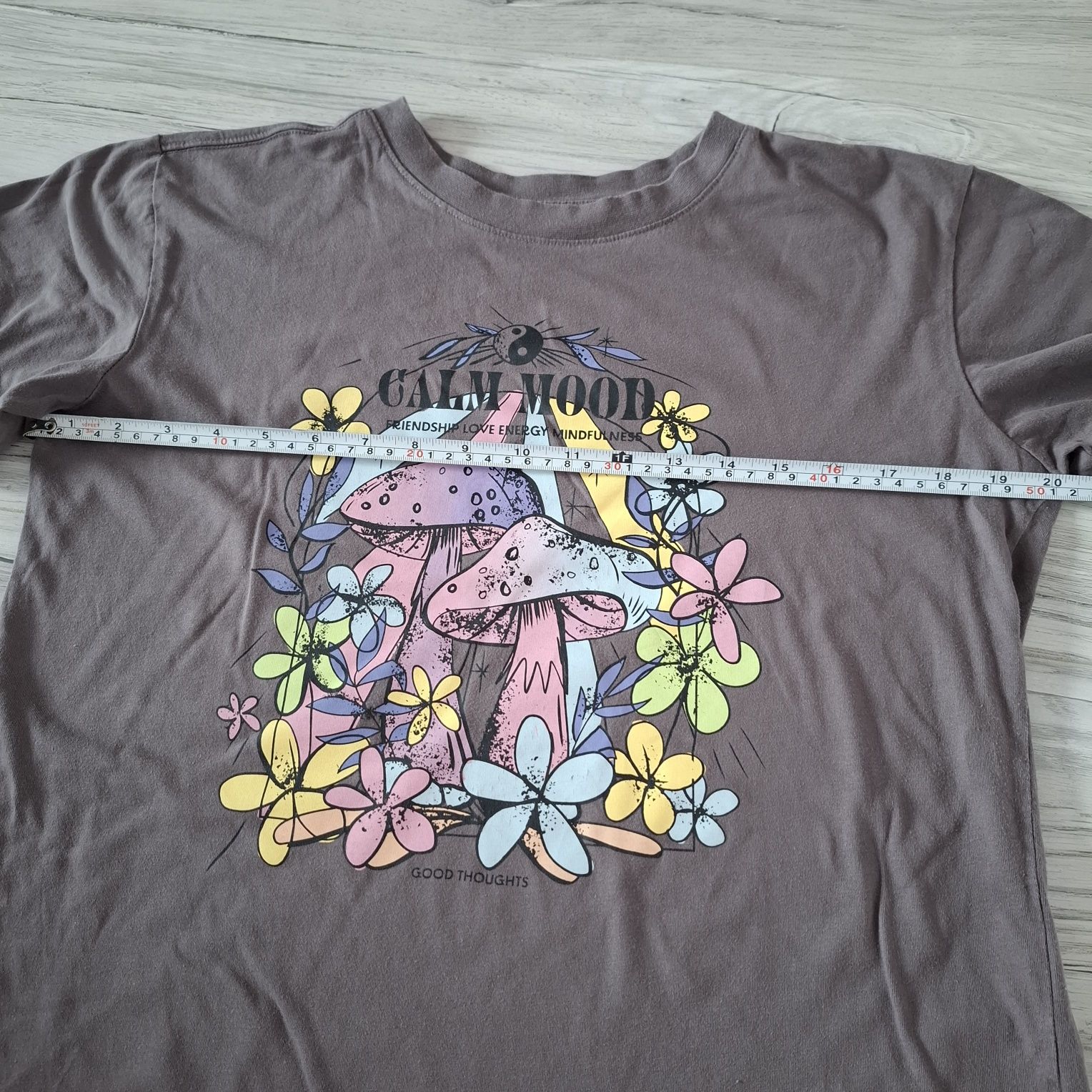 T-shirt marki Sinsay