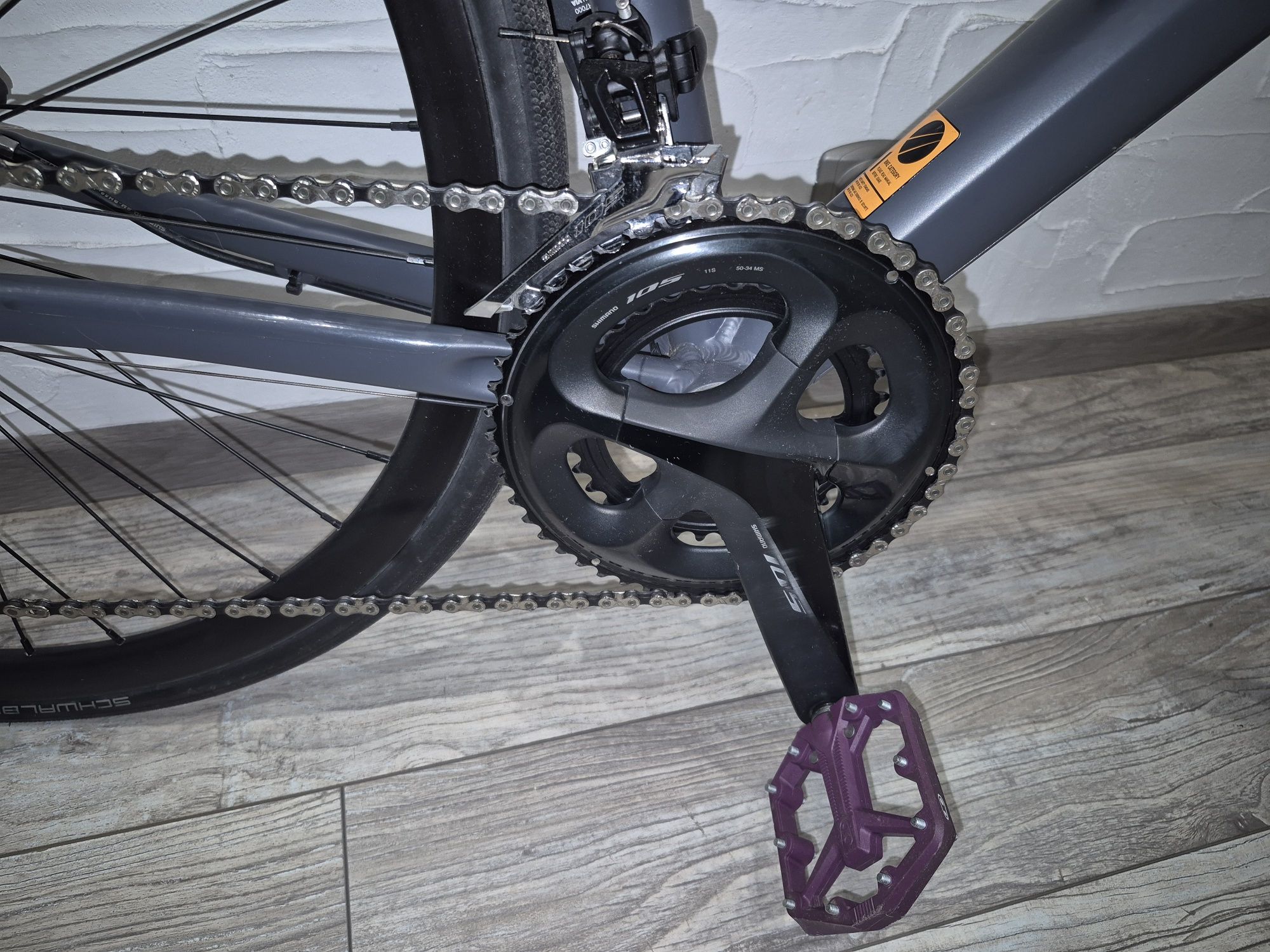 Rower Canyon Roadlite 6 mid-step