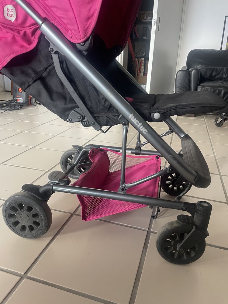 Carrinho de bebé c/ovo TUC TUC