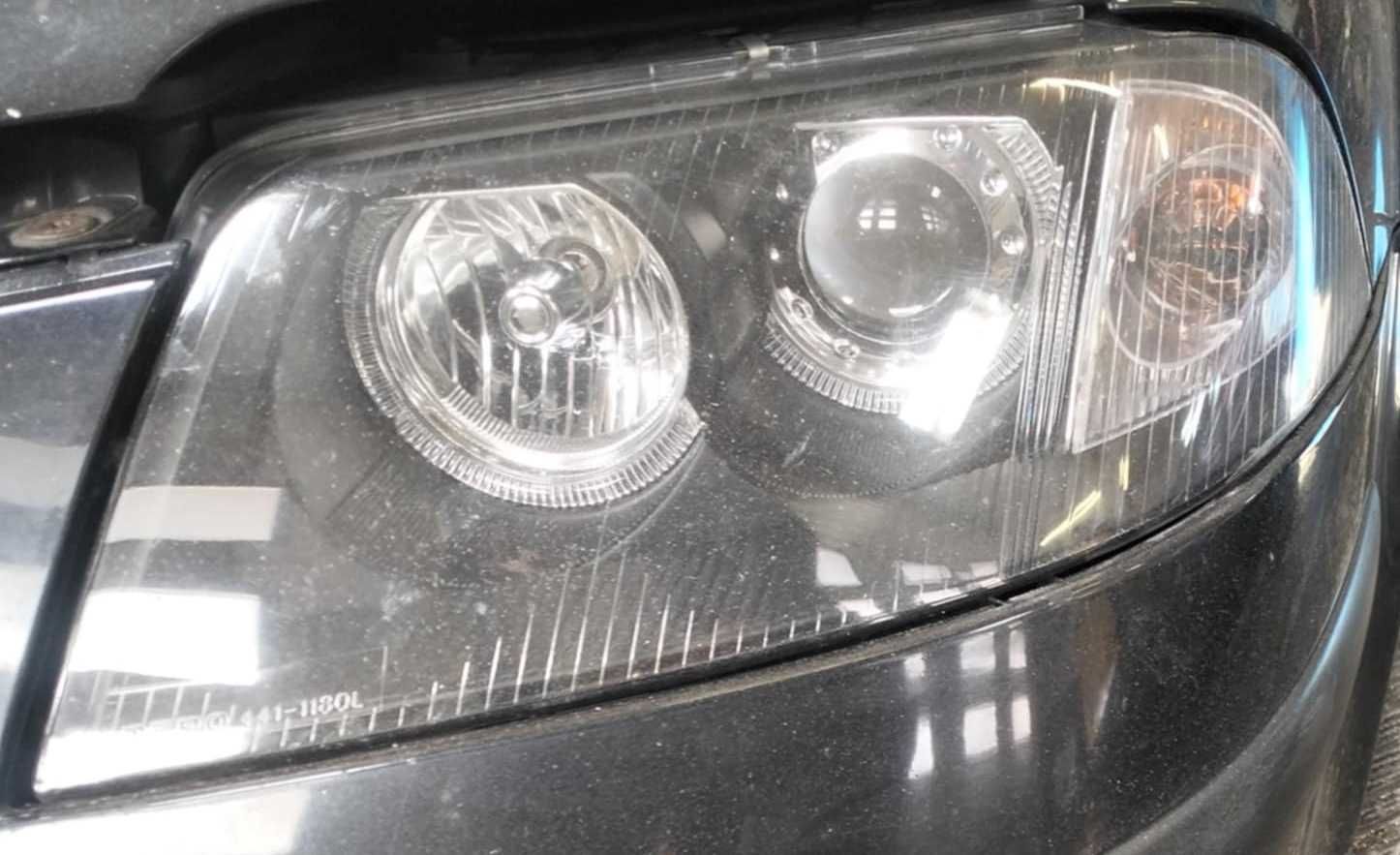 lampy przednie lampa przód czarny środek VW Passat B5 fl lift komplet