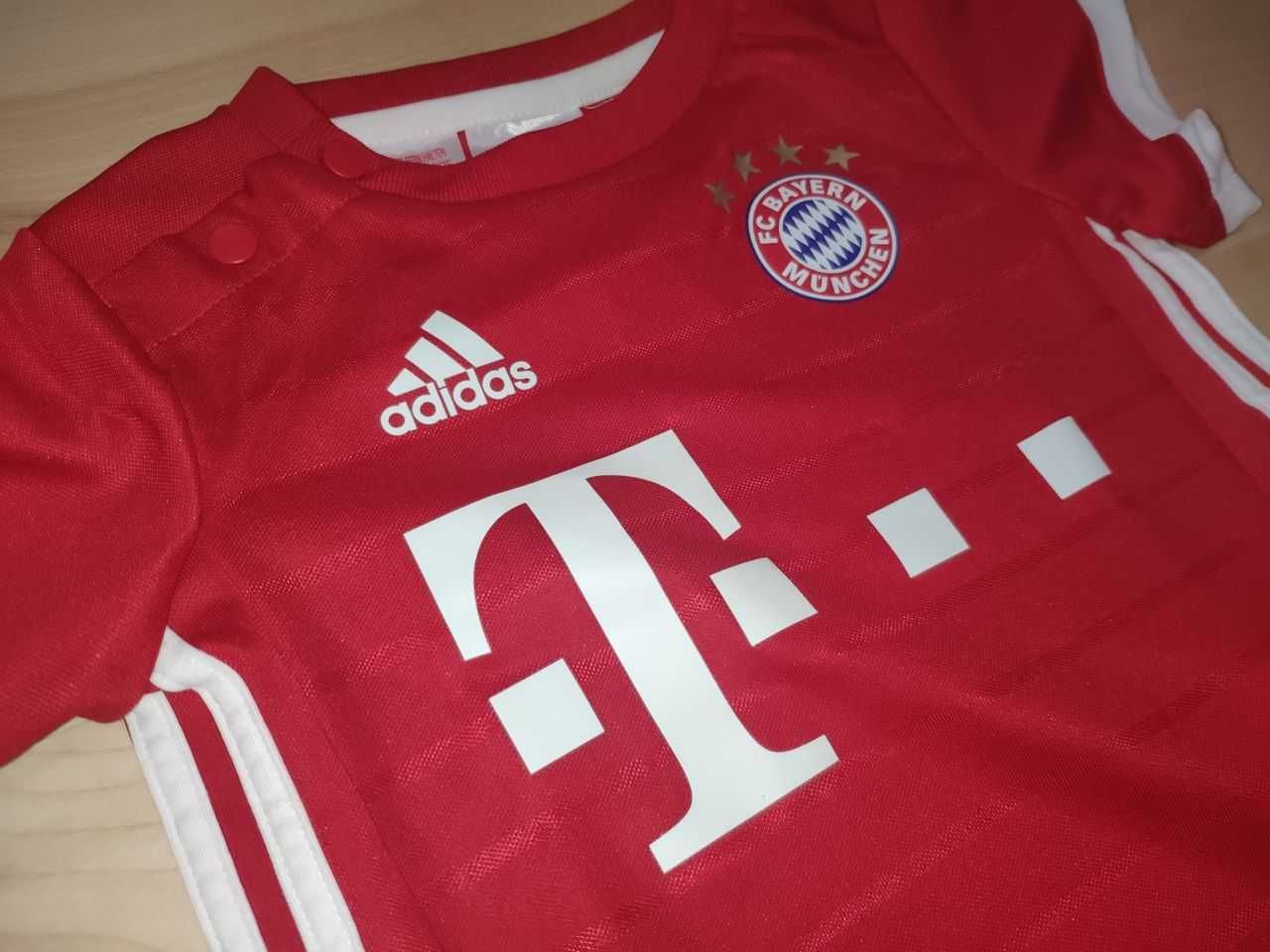 Komplet Trykot Bayern Munchen r.74 Niemowlak Lewandowski