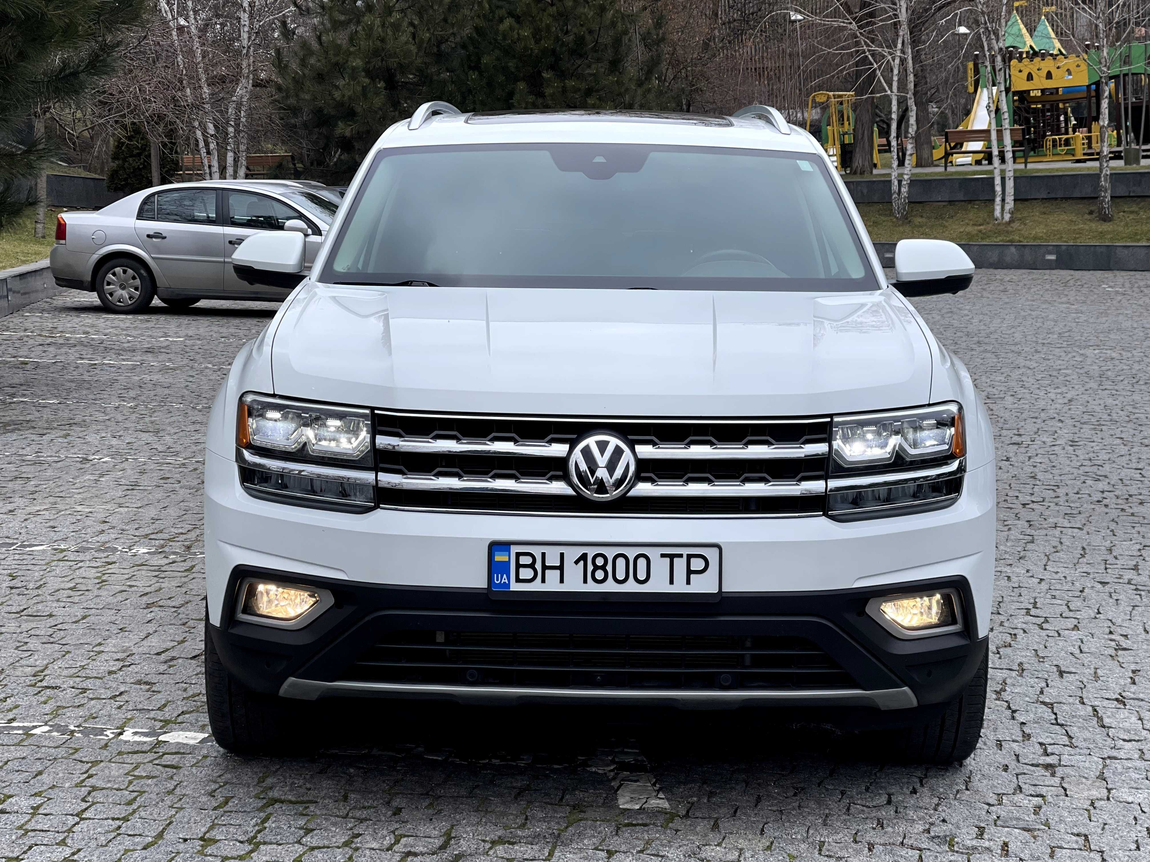 Volkswagen Atlas 2019 SEL Premium 3.6 AWD Touareg Tiguan 7-місний авто