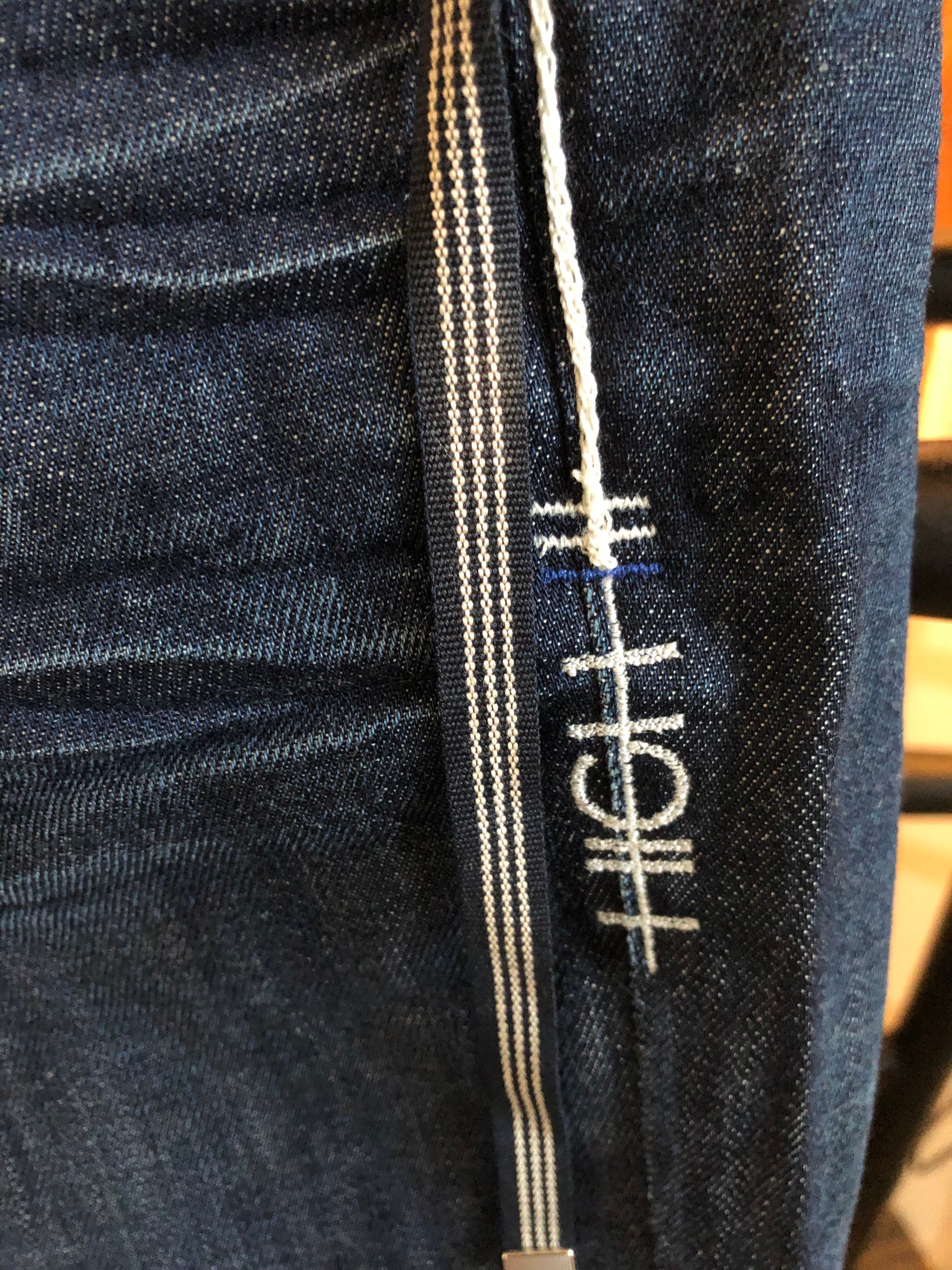 Spodnie jeansy firmy High