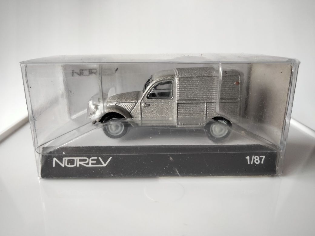 1/87 Citroën 2CV AZ Fourgonnette - 1956 (Norev)