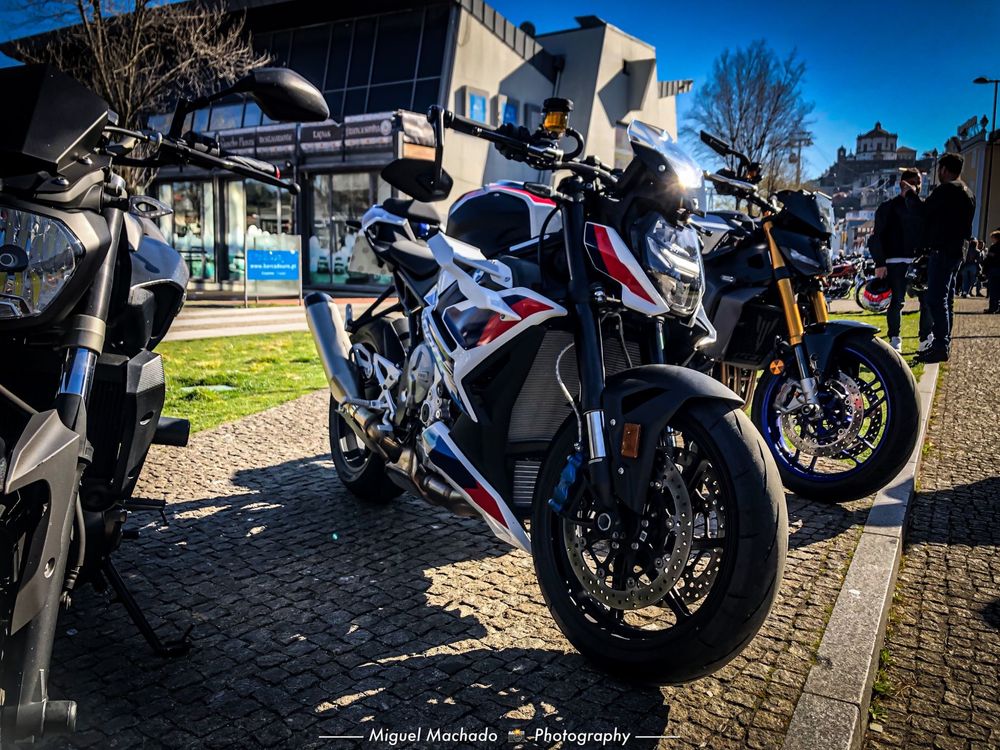 Bmw M1000R 08/2024